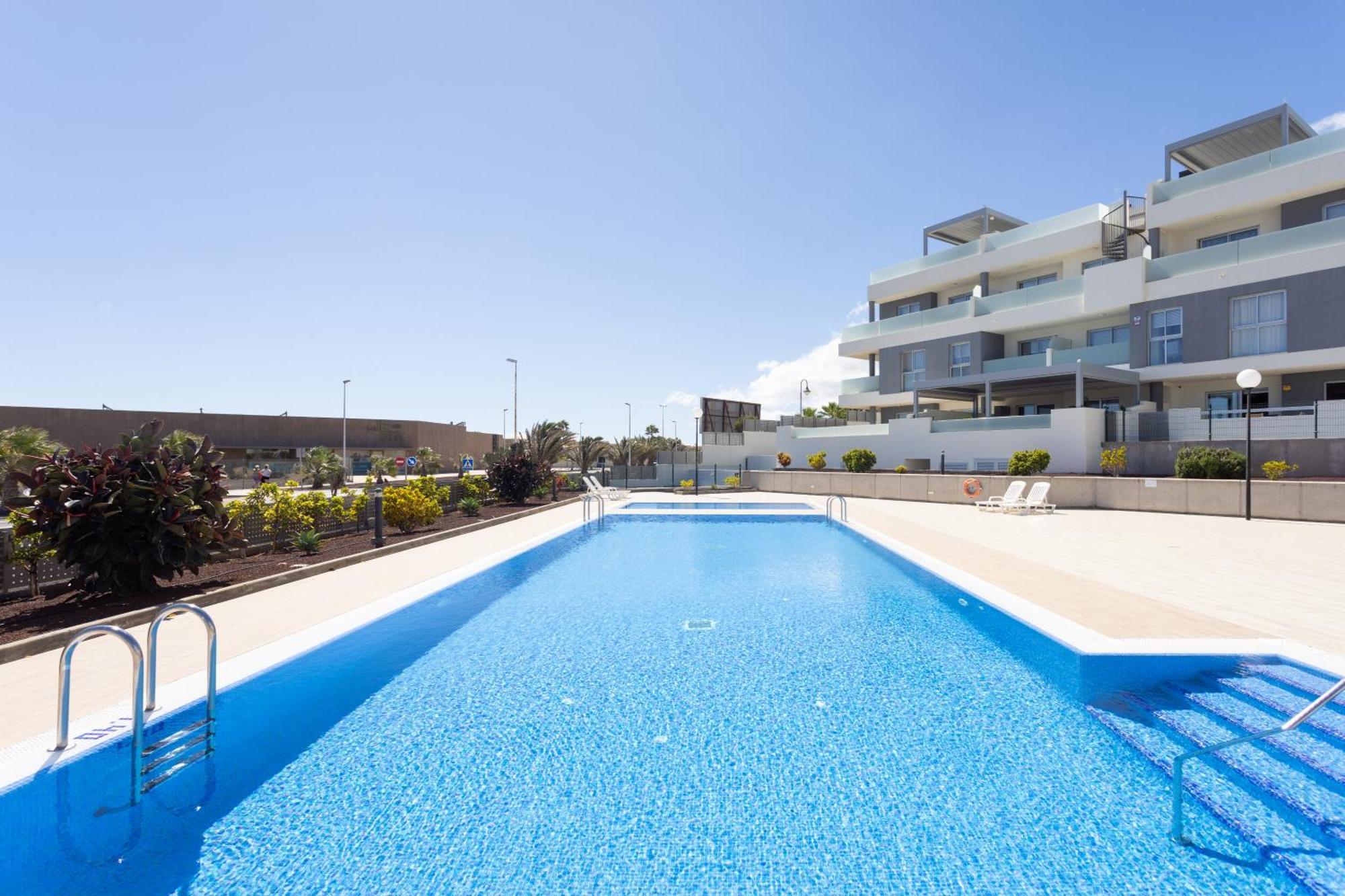Home2Book Stylish & Relax Attic La Tejita, Pool Exterior photo